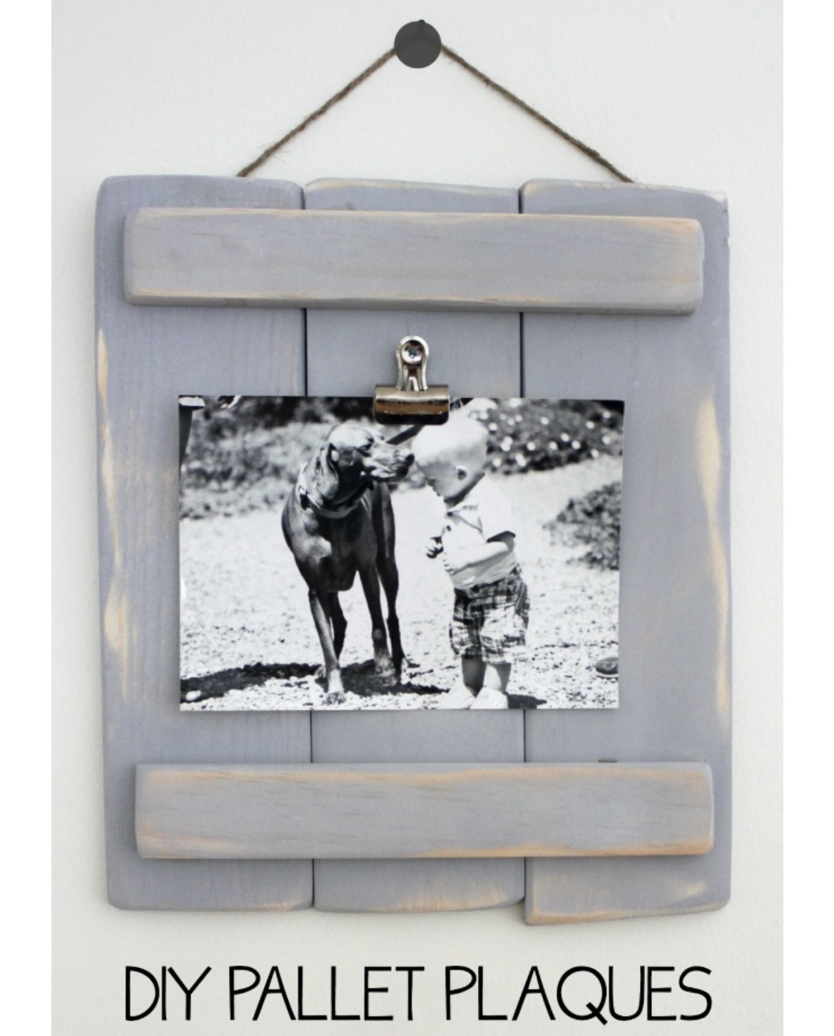 Pallet Plaque for Pictures